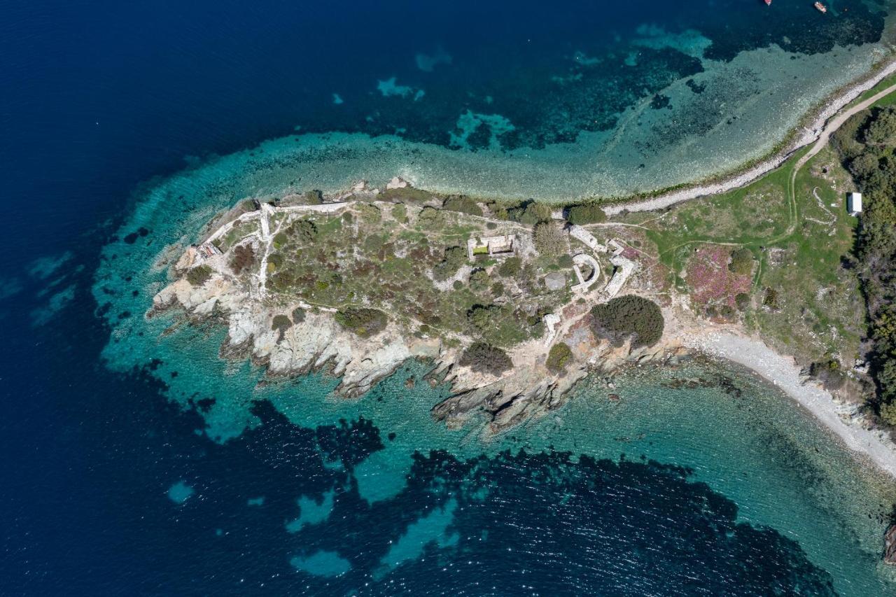 Jolandas Suites Toroni Buitenkant foto