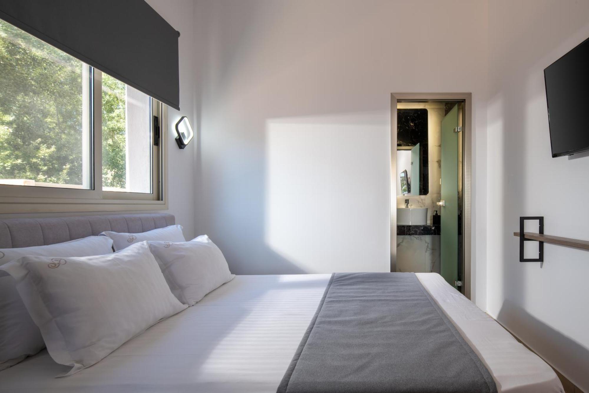 Jolandas Suites Toroni Buitenkant foto