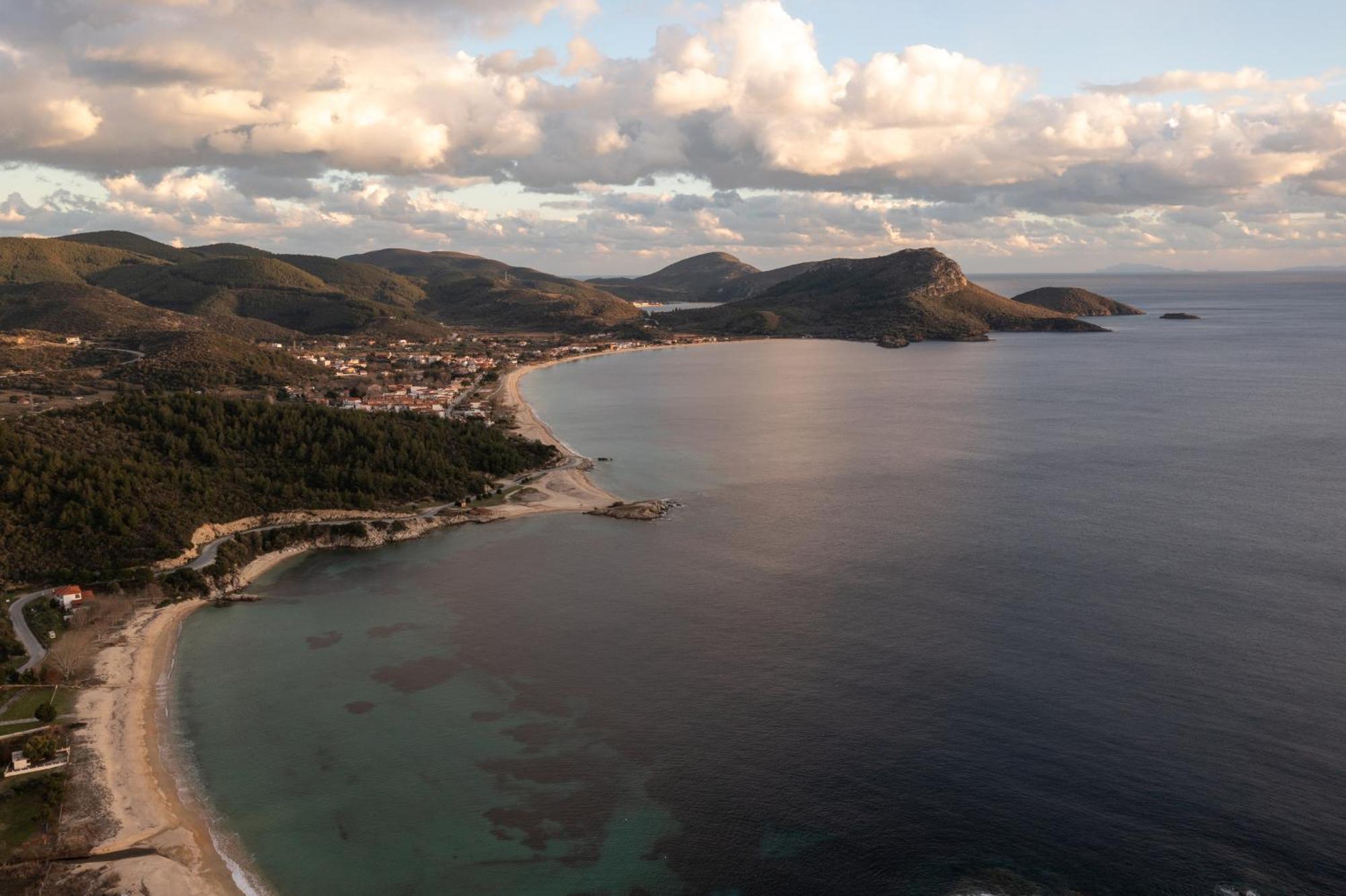 Jolandas Suites Toroni Buitenkant foto